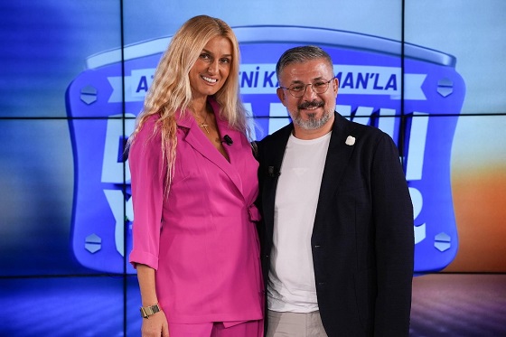 Sanatçı Tuğba Özay’dan destek: “Gerçekleri konuşmak cesaret ister”